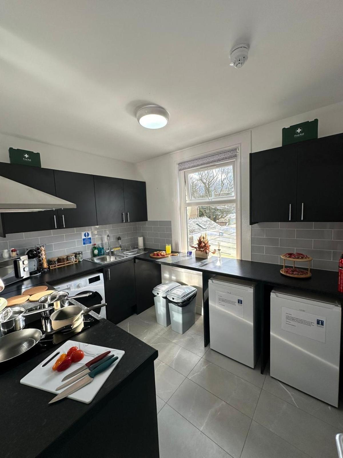 - Tas Guest house